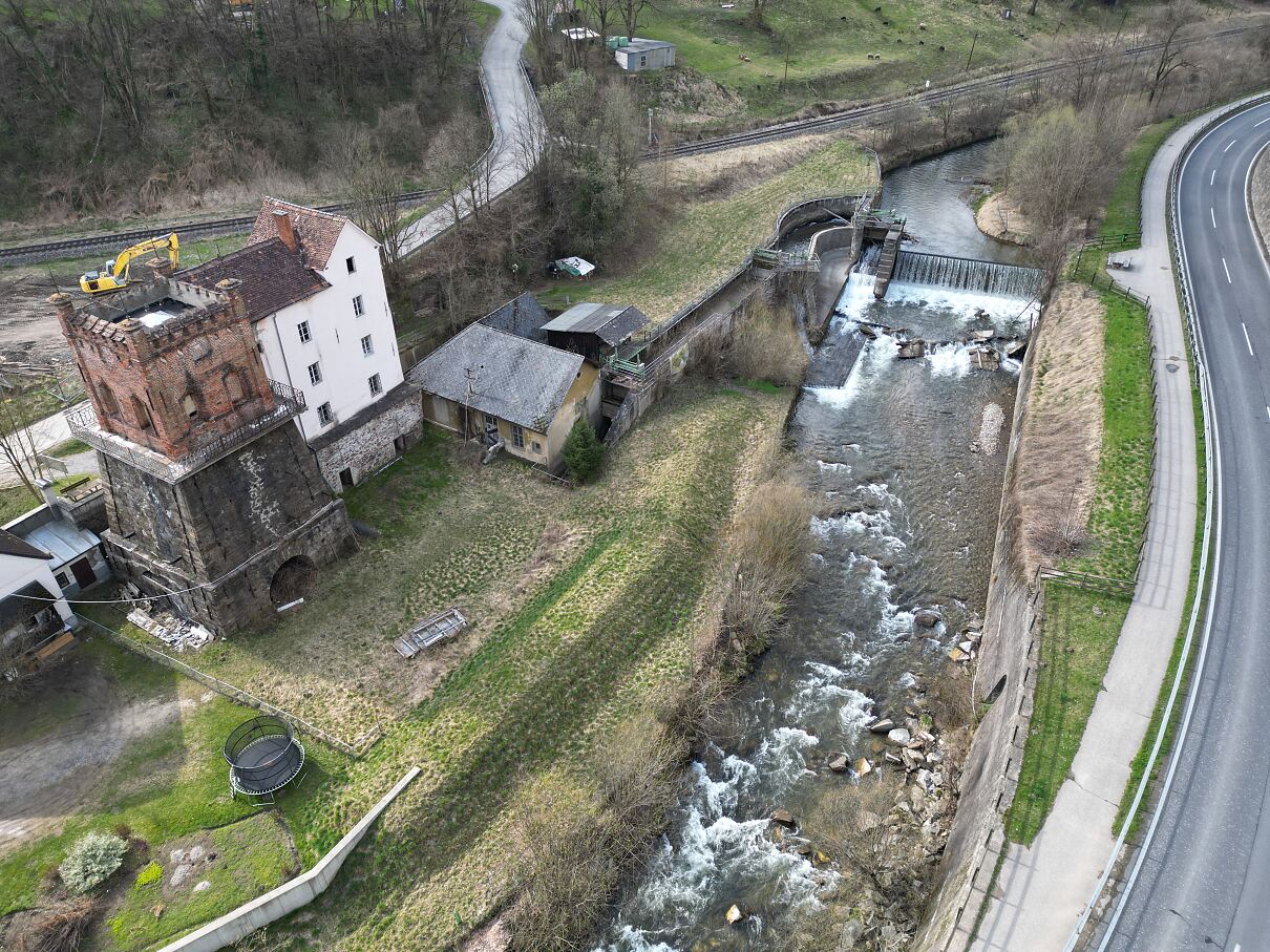 20251106_Kraftwerk Hammer alt